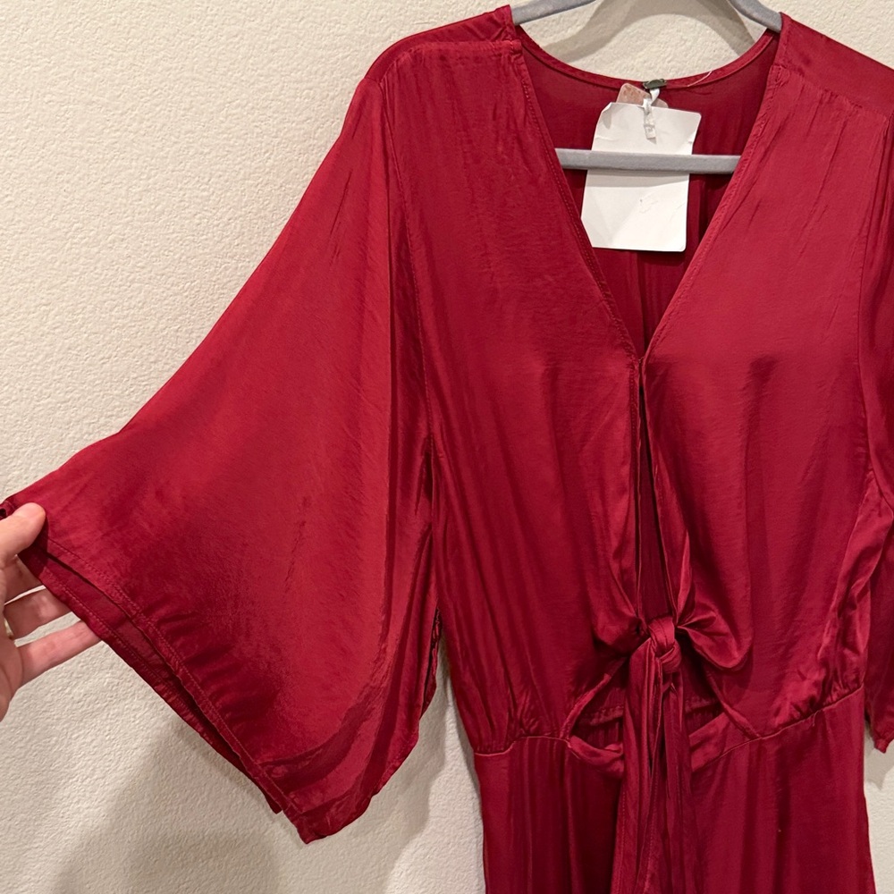 NWT Free People Young Fabulous and Broke Rose Tie-Front Satin Jumpsuit Size M - Picture 3 of 11